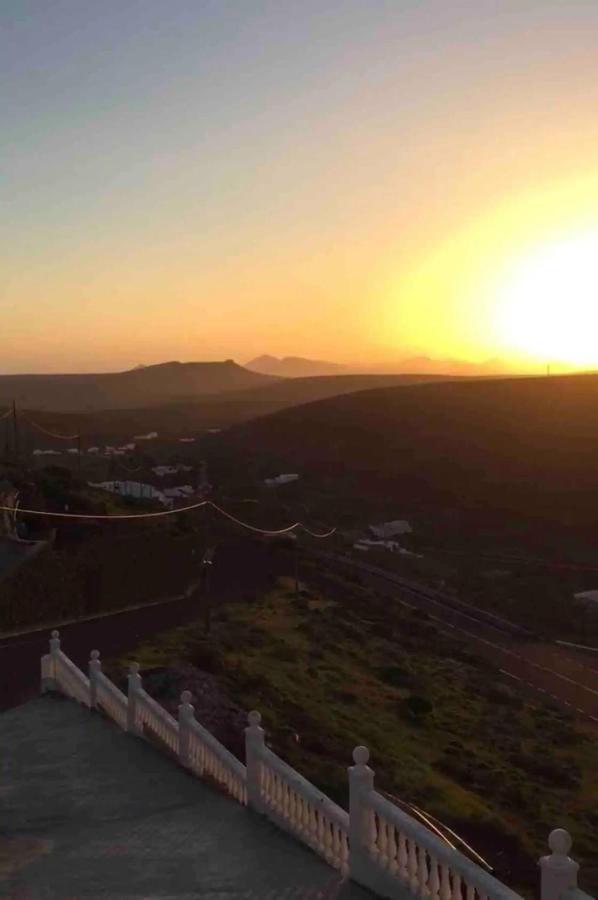 Las Nieves Suites تيغيسي المظهر الخارجي الصورة