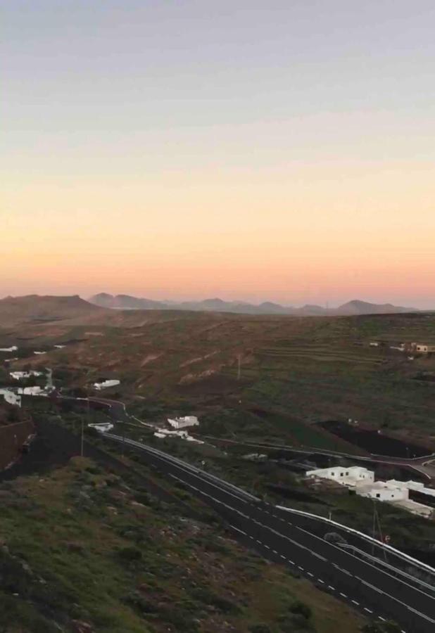 Las Nieves Suites تيغيسي المظهر الخارجي الصورة