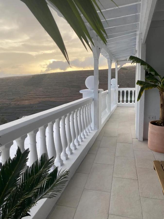 Las Nieves Suites تيغيسي المظهر الخارجي الصورة